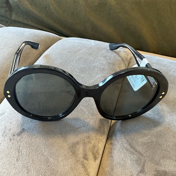 Gucci round frame sunglasses, unisex, in black. NWT - Picture 7 of 7